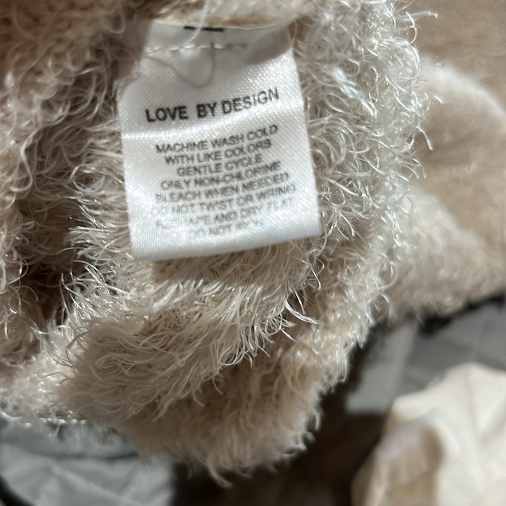 Love by Design Eyelash Knit Fuzzy Cozy Tiger Face Sweater Beige/Black Sz 2X - Picture 9 of 9